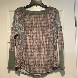 Ces Famme multi-print tie-dye shirt.